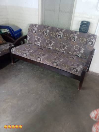 5 seaters sofa for sale