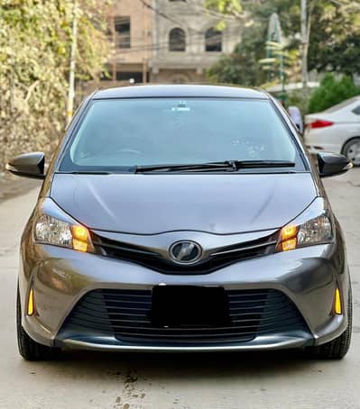 Toyota Vitz 2014