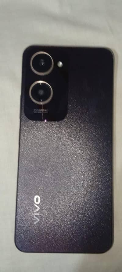 Vivo Y18