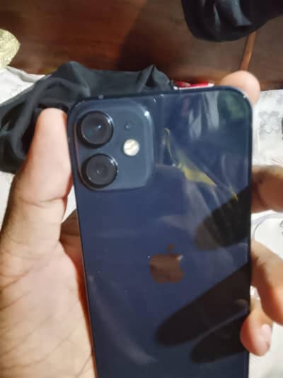 Apple iPhone 12 mini