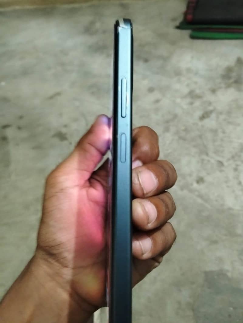 OPPO A6 4