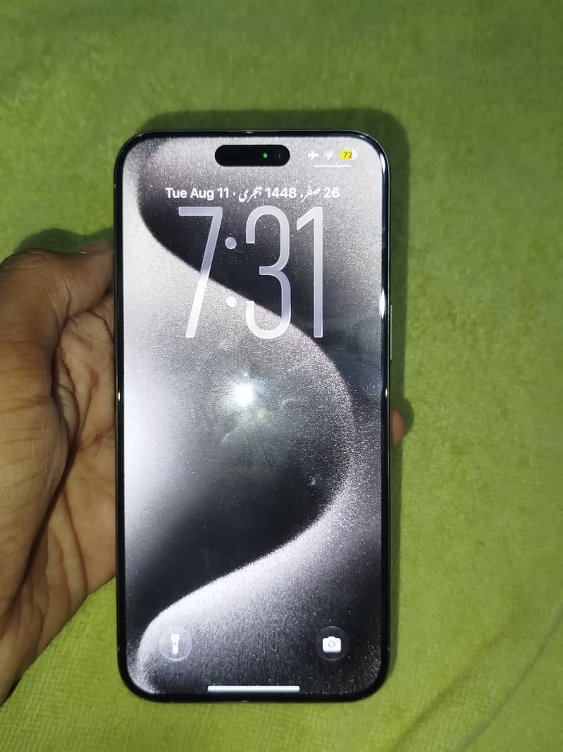 IPhone 15 Pro Max 0
