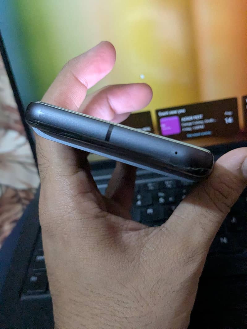 Google Pixel 8 3
