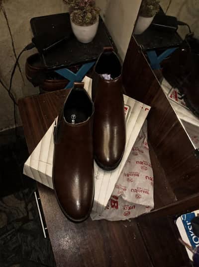Chelsea boots (orignal brand US CLUB STC imported from dubai)