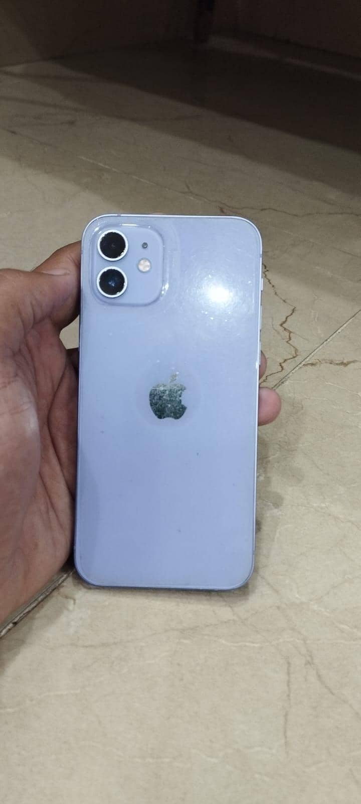 Apple iPhone 12 3