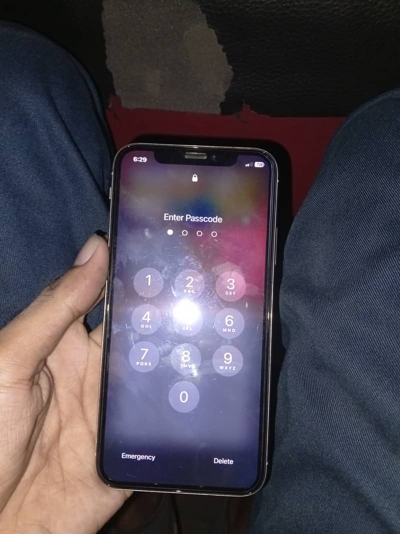 Apple iPhone X 5