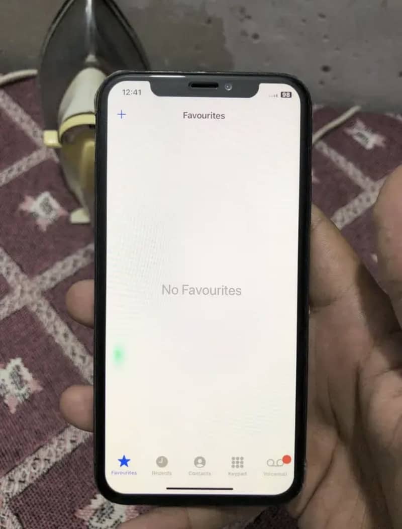 Apple iPhone X 4