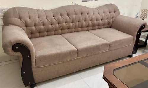 Selling sofa set