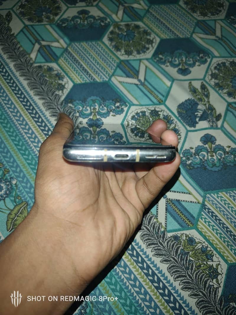 One Plus 8 6