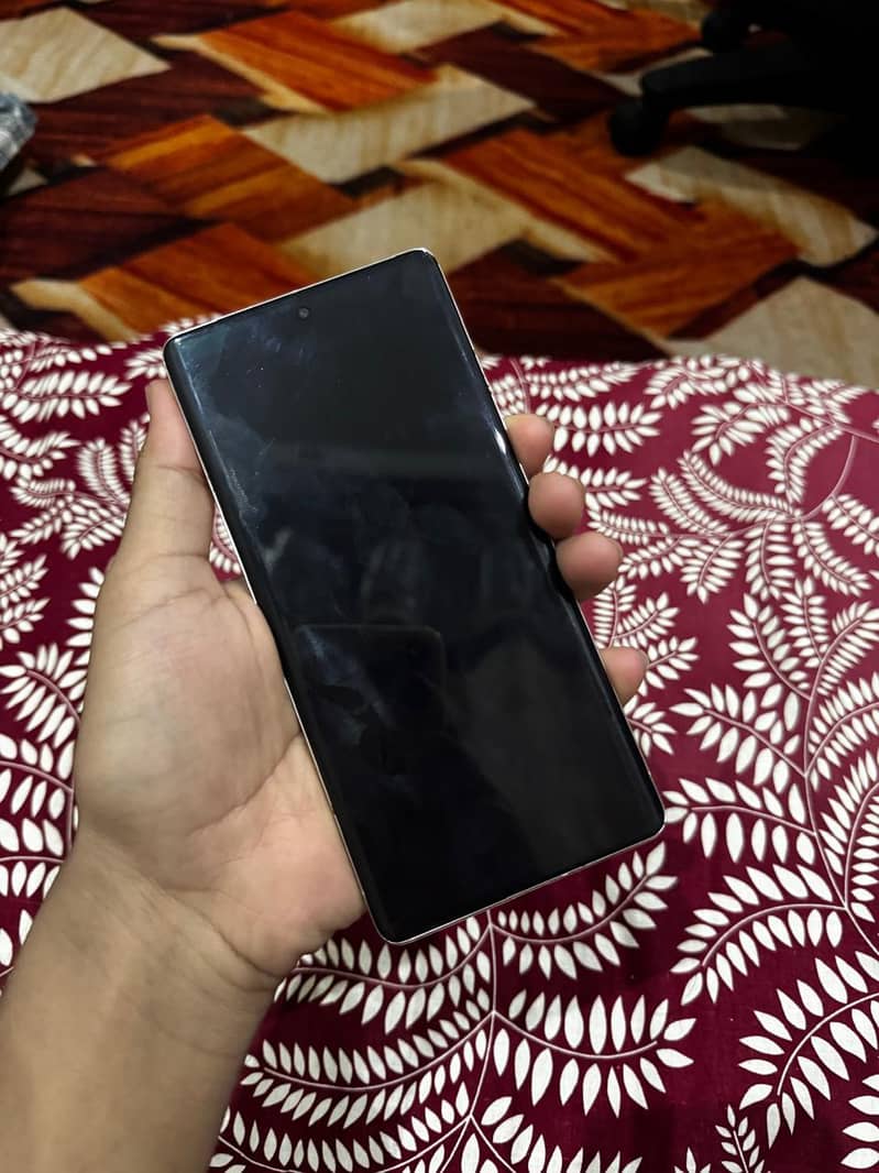 Google Pixel 7 Pro 6