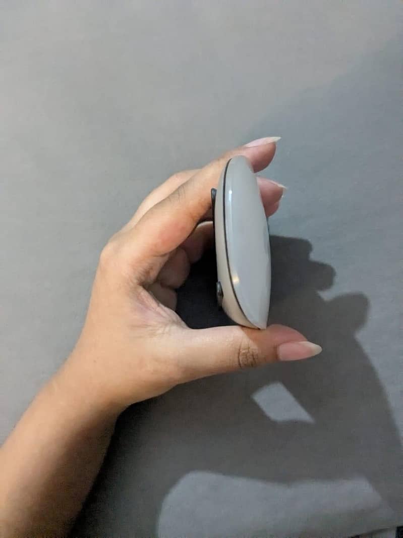 Apple Magic Mouse 2 3