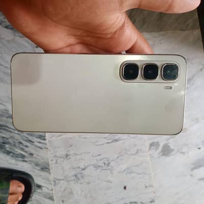infinix hot60i