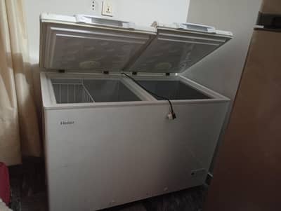 deep freezer for sale condition 9/10
