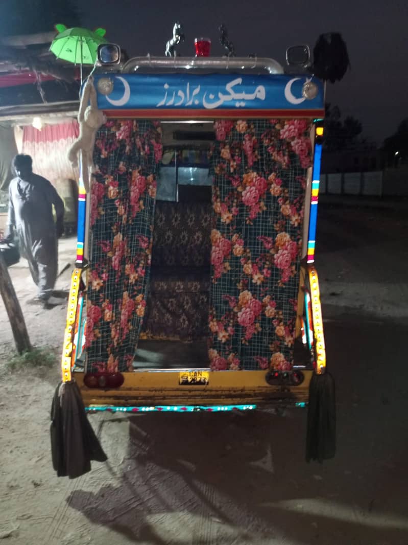 رکشہ تیز رفتار برائے فروخت 21 ماڈل 4