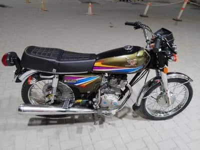 Honda CG 125cc 2009 model urgent for sale