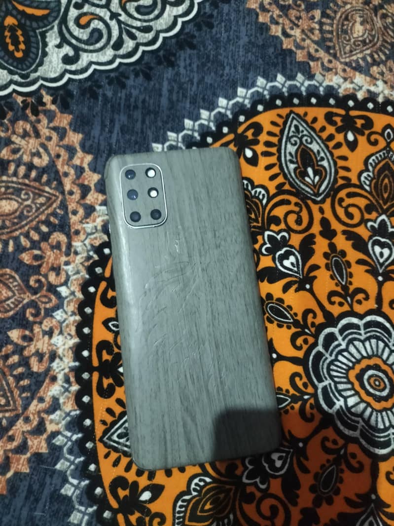 One Plus 8T 0