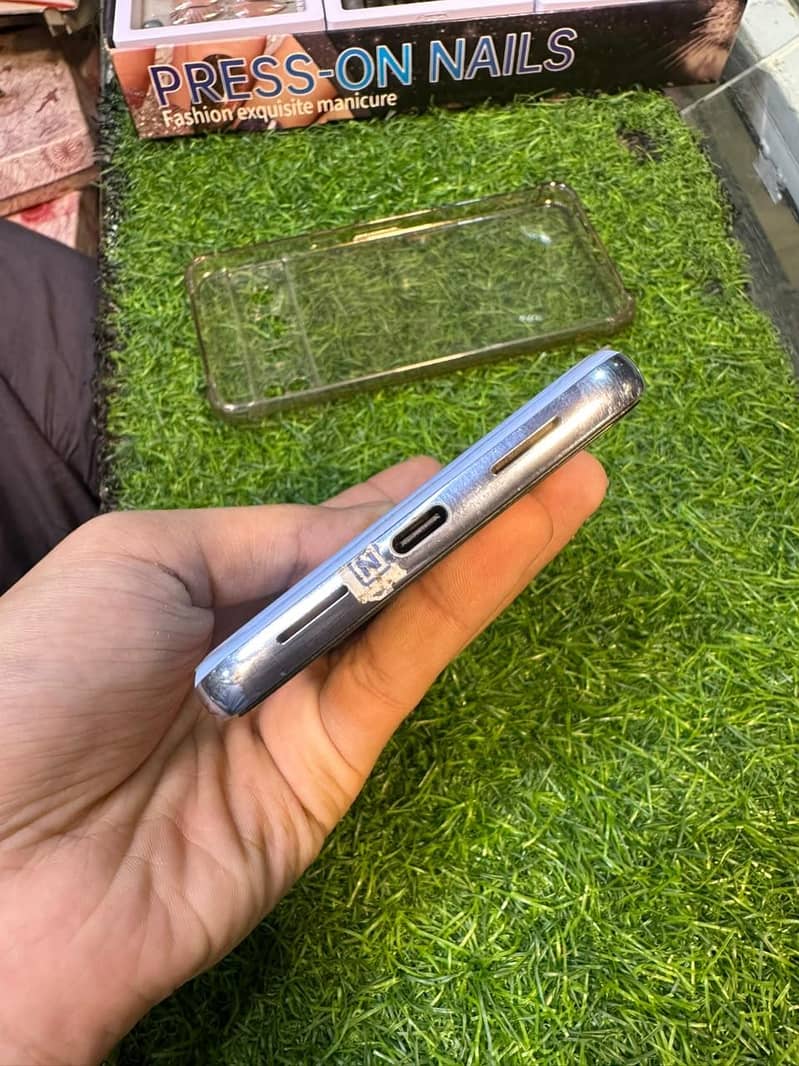 Google Pixel 8 Pro 3