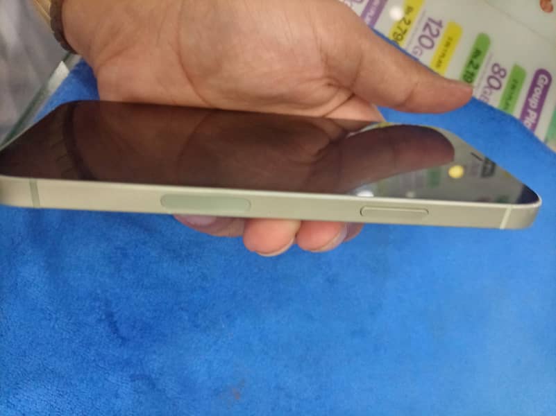 Apple iPhone 11 5