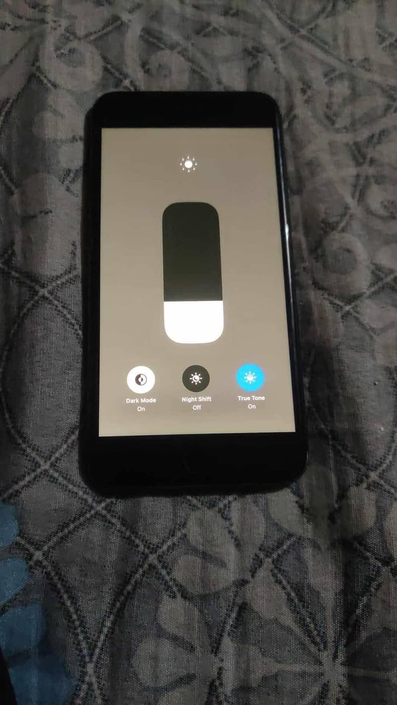 Apple iPhone 8 Plus 7