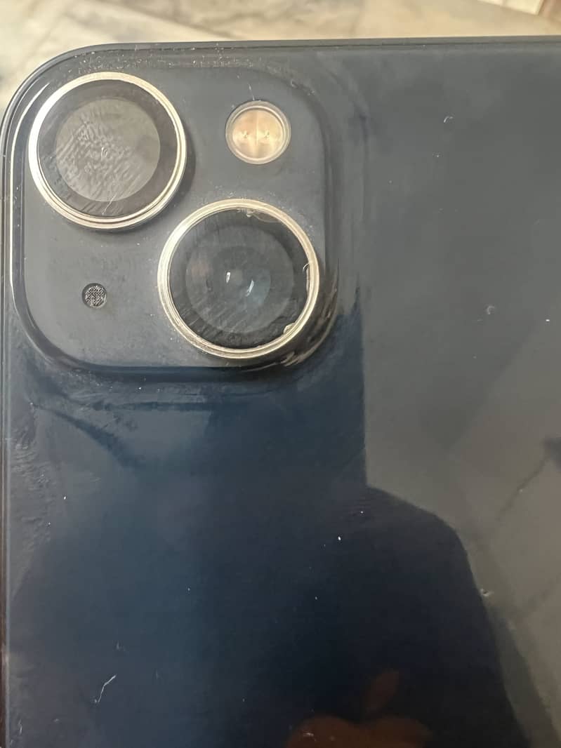 Apple iPhone 13 6