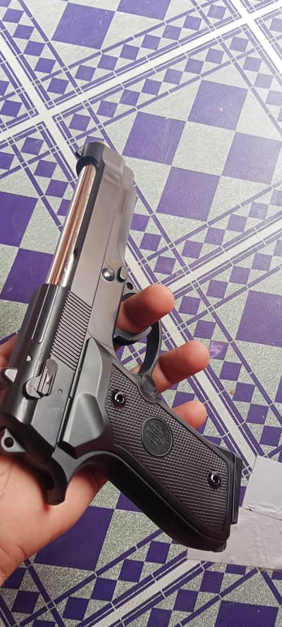 Beretta M9 Toygun Airsoft for sale with cover