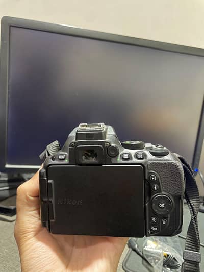 D5500 10/10 condition no Open no repair