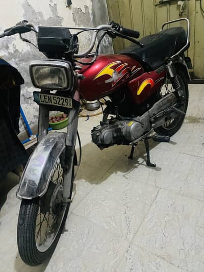 Genuine bike Metro 70cc for sale only call -\03114490856