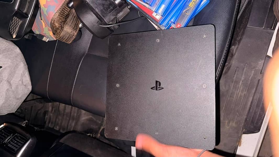 Ps4 slim 3