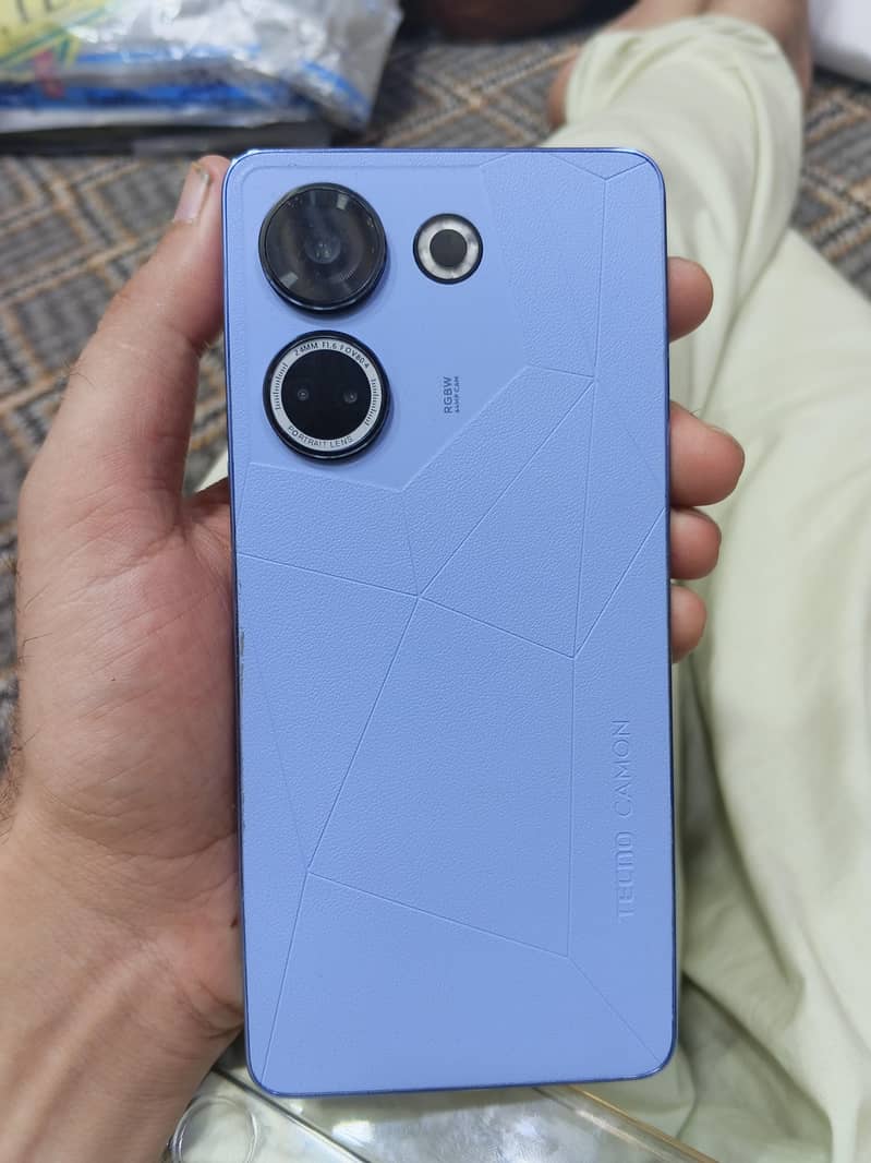 Tecno CAMON 20 0