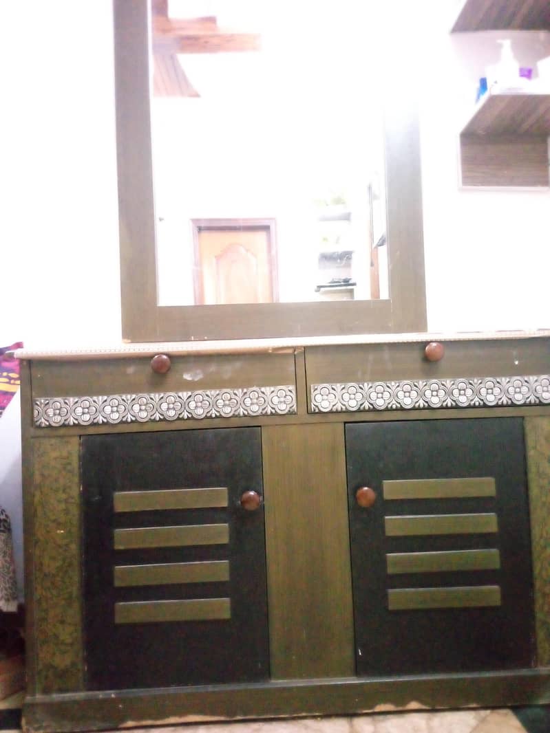 Dressing Table 1