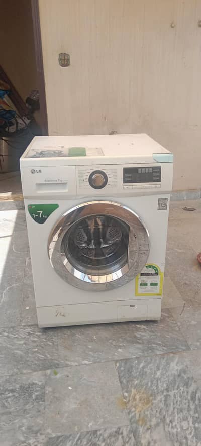 LG 1-7 kg with fully automatic imported from saudia arabia