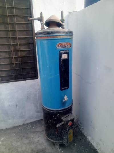 Gas geyser 35 gallon for sale