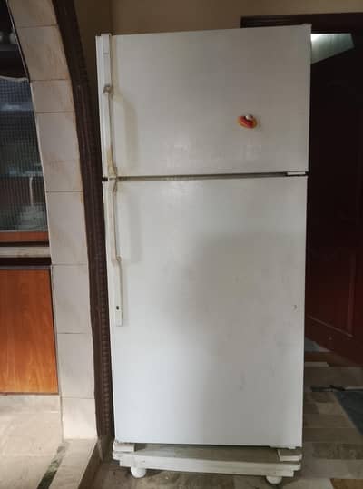 2 DOOR REFRIGERATOR 10/9 CONDITION