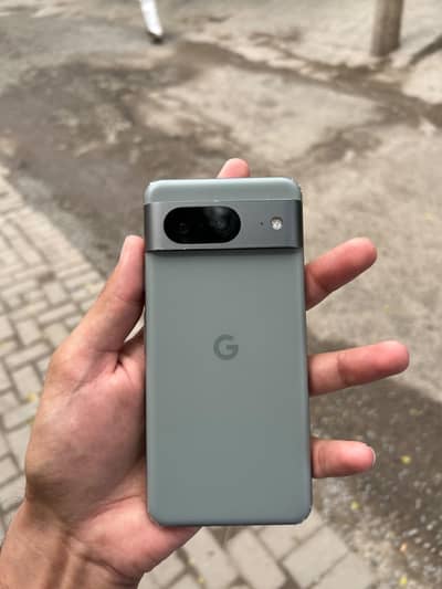 Google Pixel 8