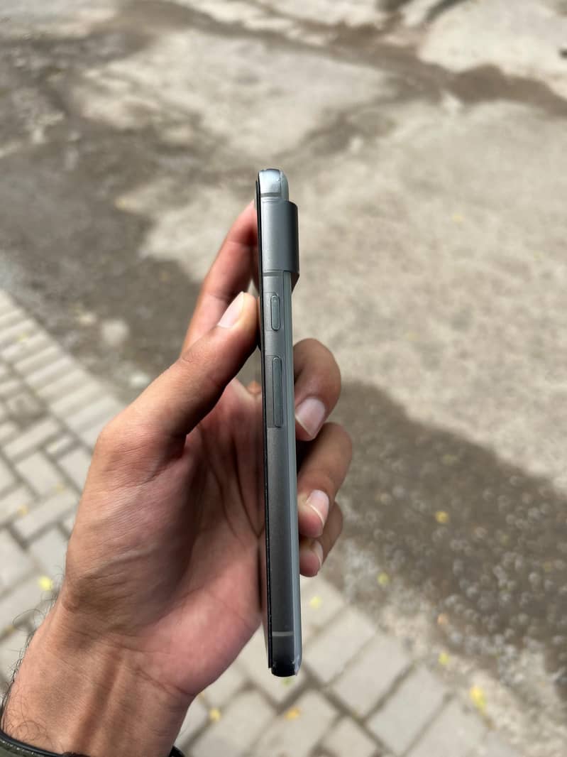 Google Pixel 8 1