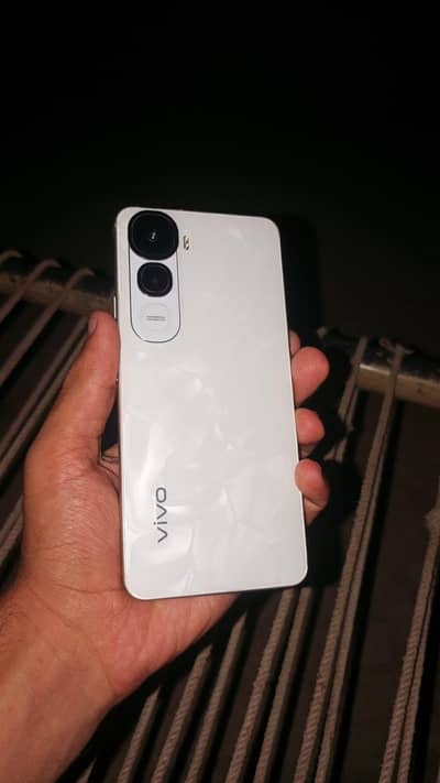 Vivo Y400