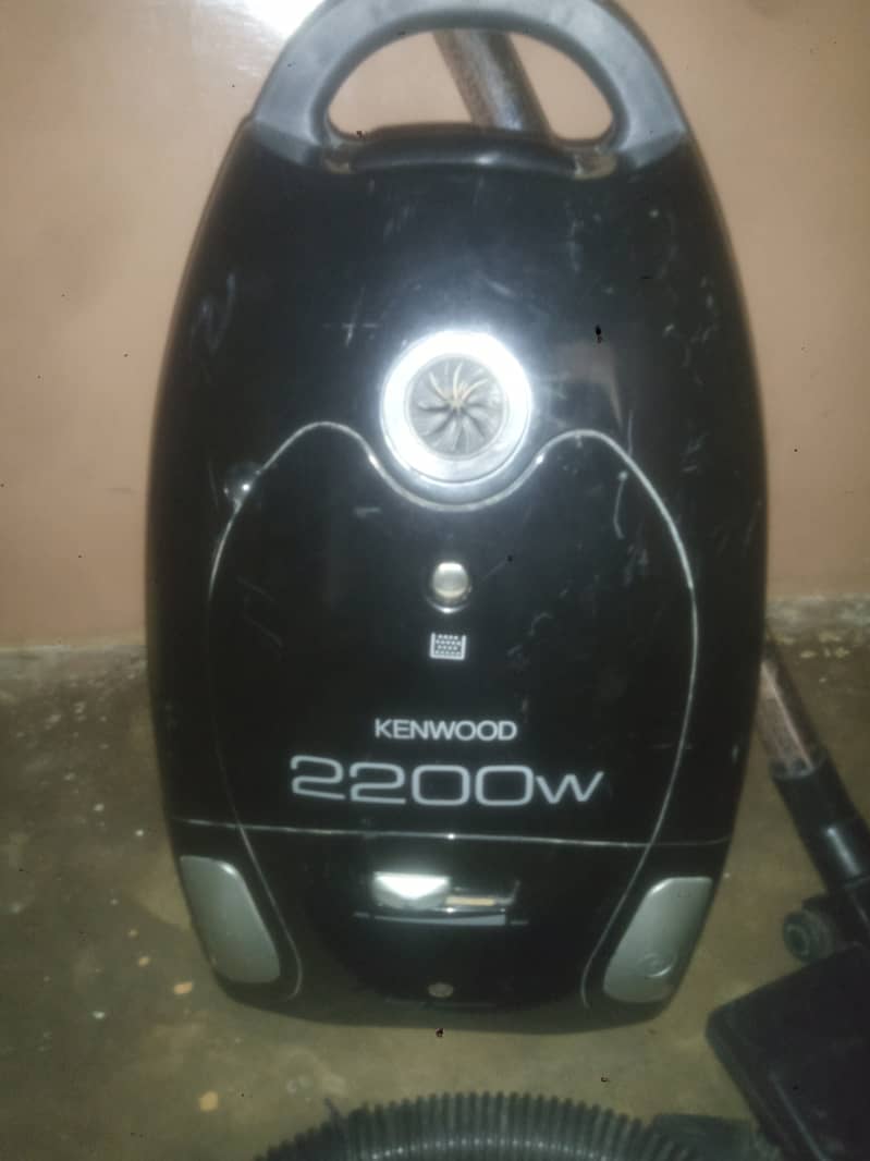 Vacuum cleaner 4