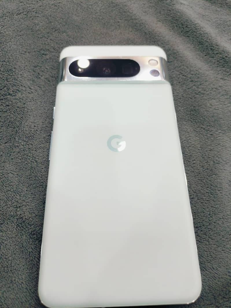 Google Pixel 8 Pro 1