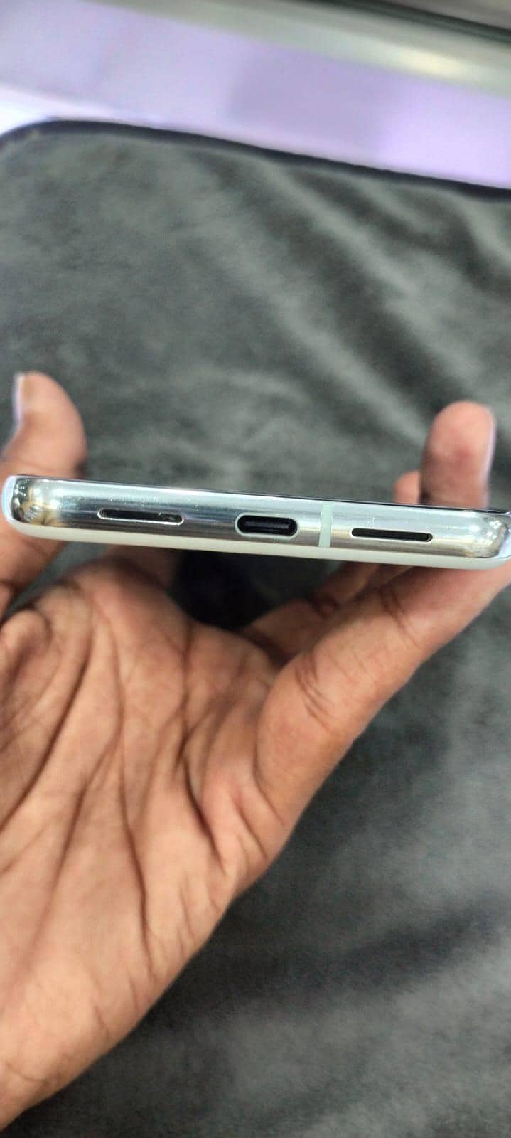 Google Pixel 8 Pro 4