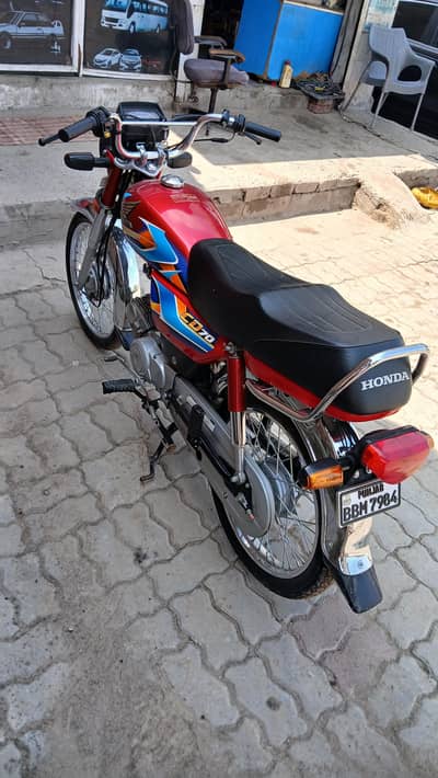 honda CD70 brand  new condition