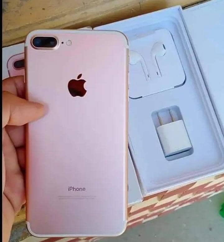 Apple iPhone 7 Plus 1