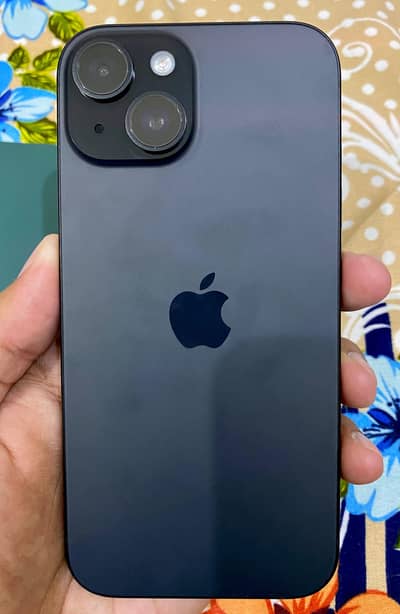 Apple iPhone 15