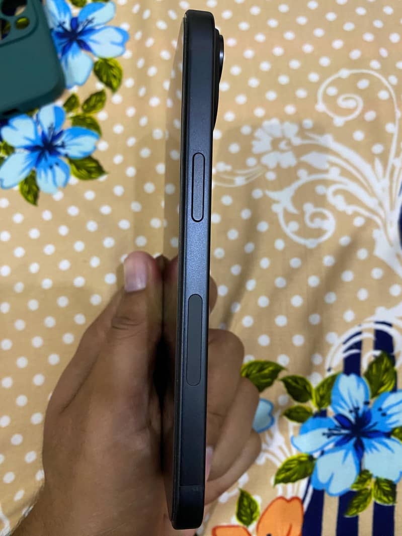 Apple iPhone 15 1