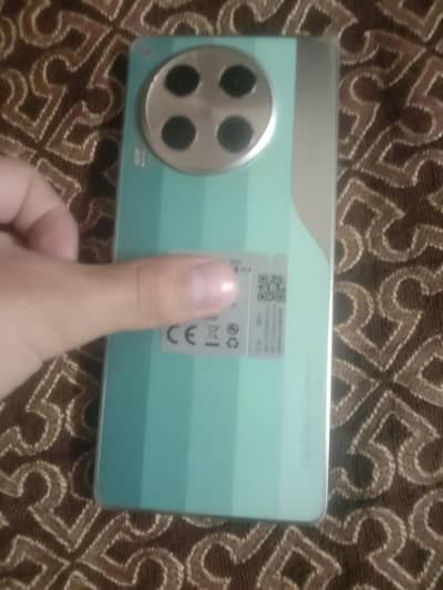 Tecno CAMON 30