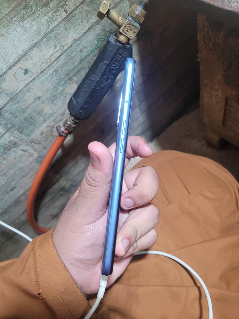 OPPO A16e 2