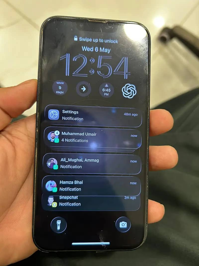 Apple iPhone 13 4