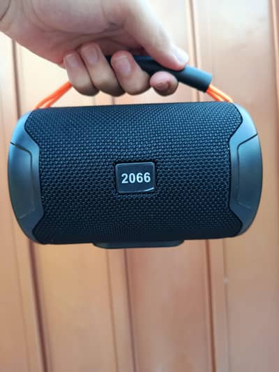 2066 Model Superb bass Speakers Bloothooth
