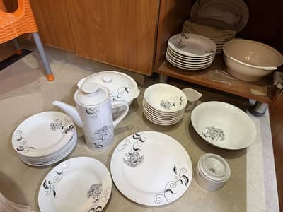 Royal bone china ceramic 72pcs dinner set, 8 person serving
