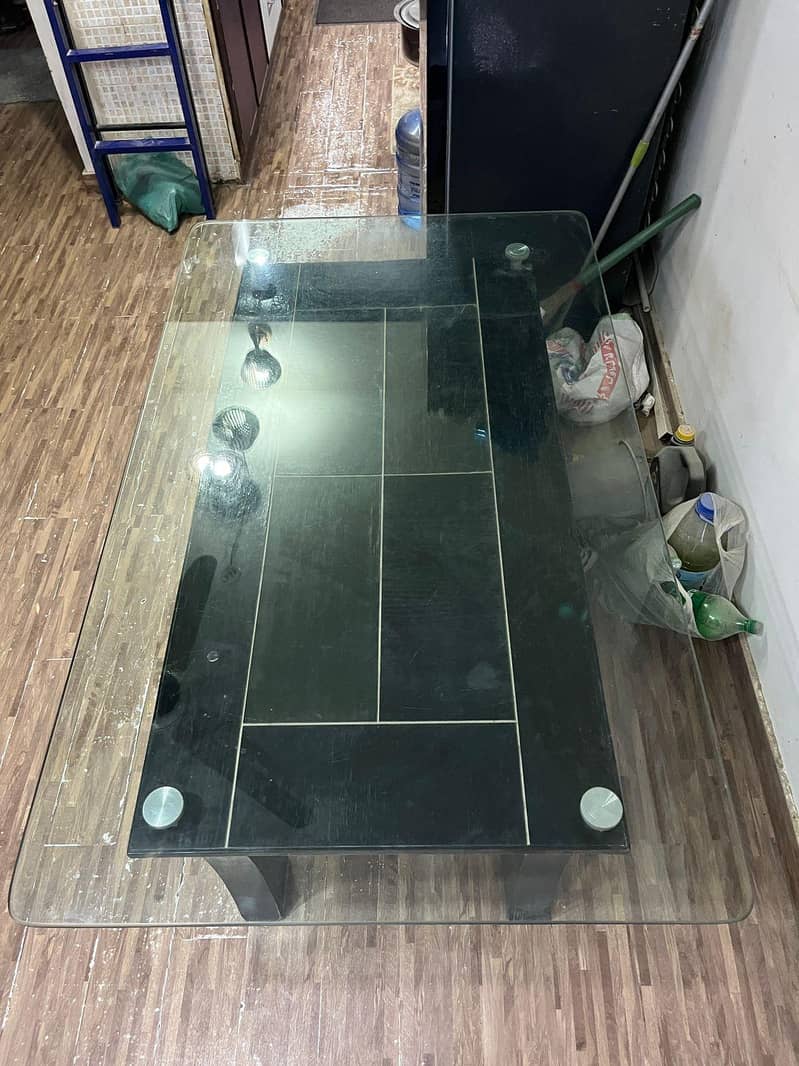 Dining Table 0