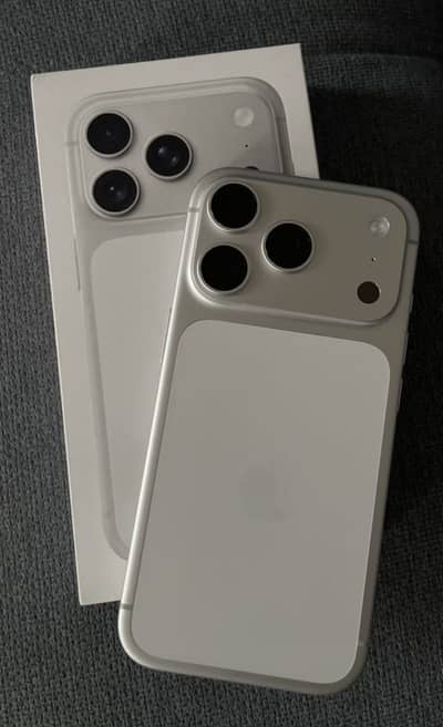 Apple iPhone 17 Pro Max factory Unlocked